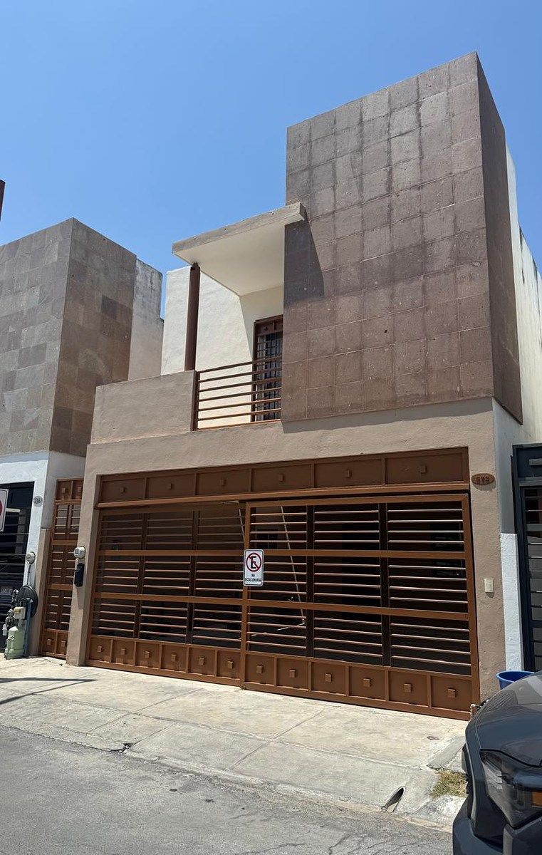 Casa em Privadas de Anáhuac Sector Español, General Escobedo, foto 2 de 21