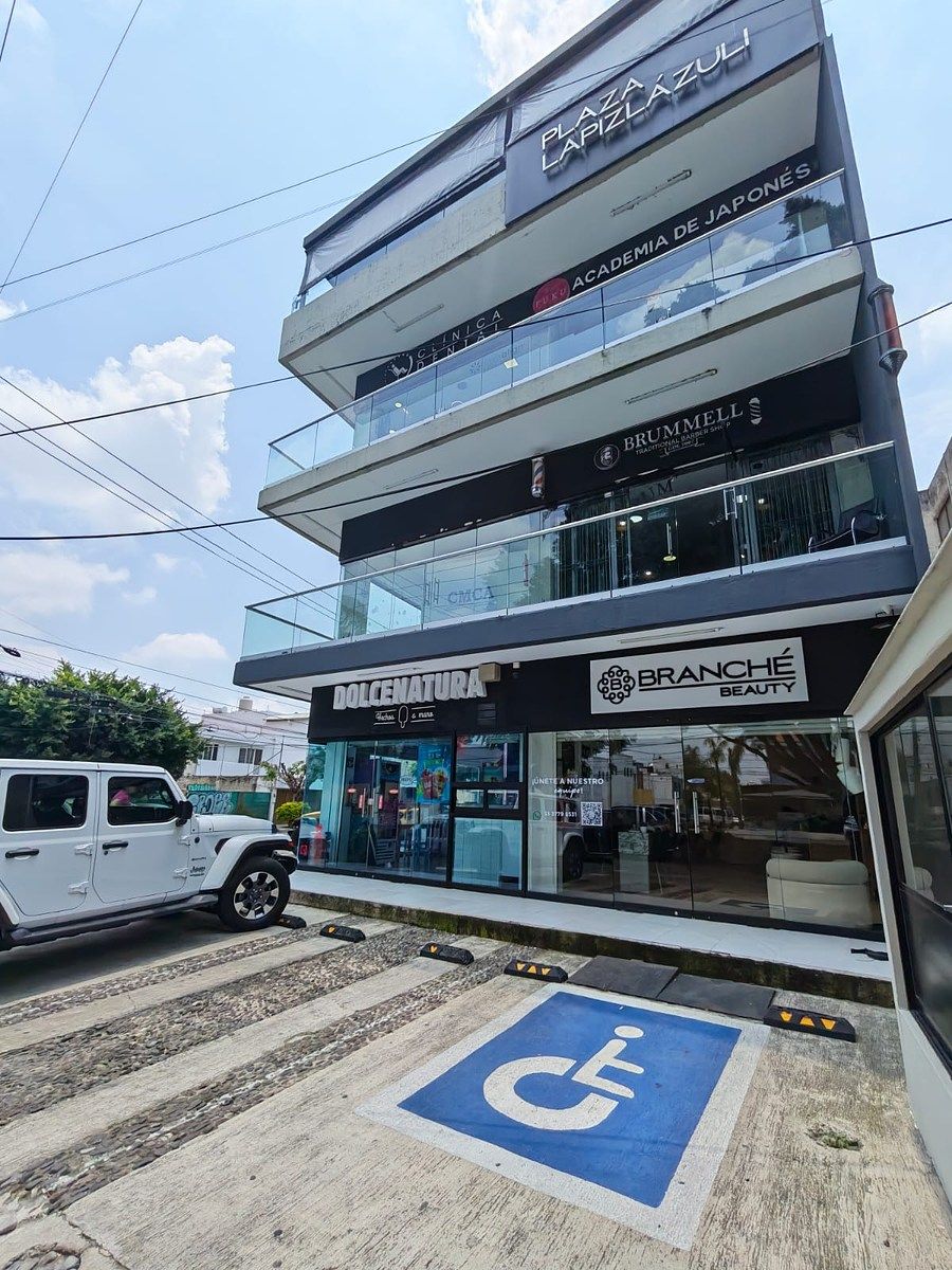 Local Comercial para Aluguel | Plaza Lapizlázuli, Col. Residencial Victoria, foto 1 de 11