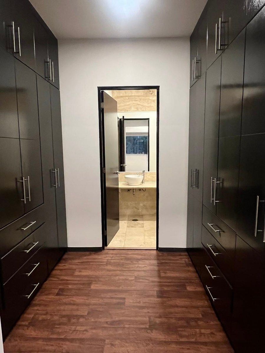 Baño y vestidor ppal, foto 5 de 20