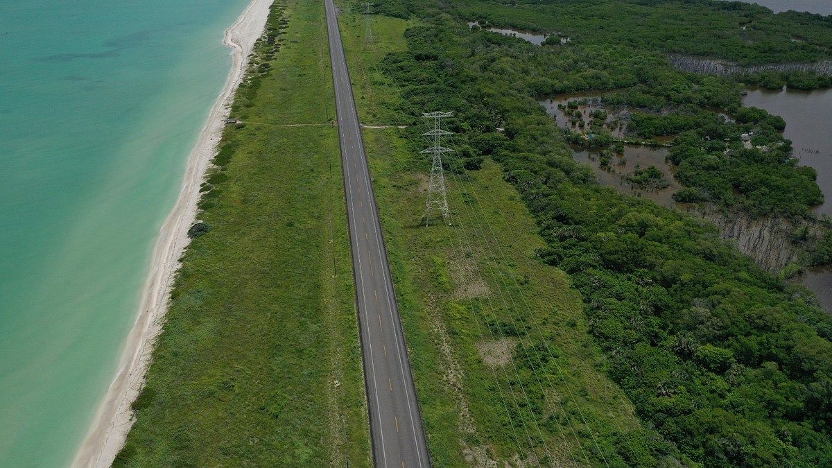 Lot in Isla Aguada, Carmen, photo 2 of 6