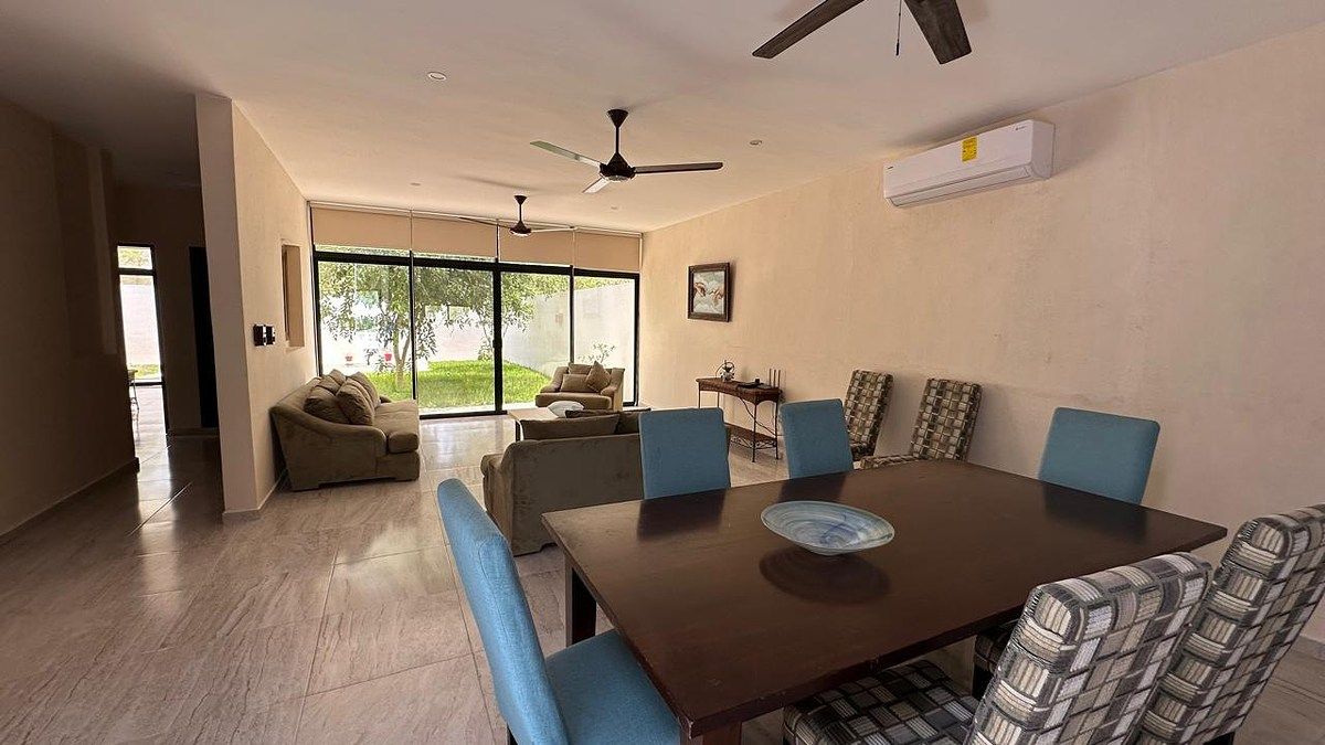 Casa à Venda com 3 Quartos na Privada Kanán, foto 1 de 19