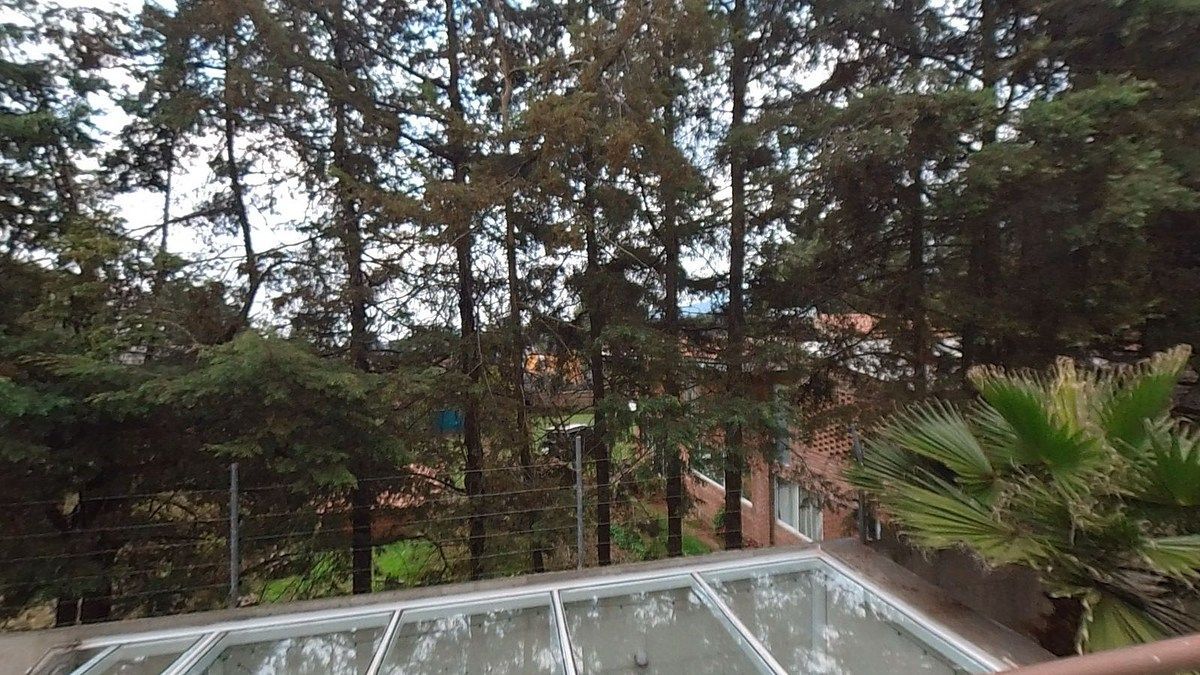 Casa rodeada de bosque a solo 3 minutos de Santa Fe, foto 1 de 30