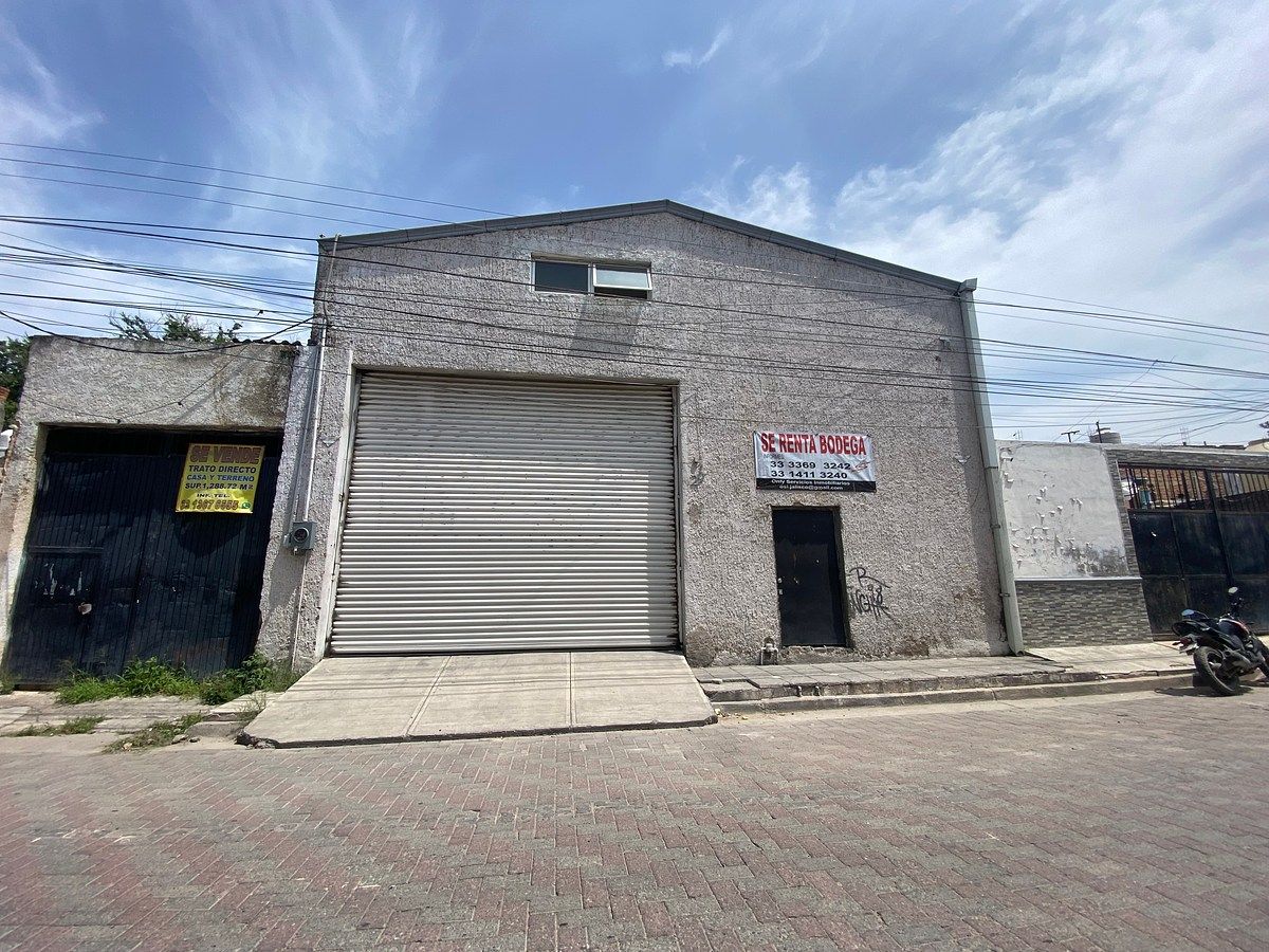 Bodega comercial en Toluquilla, Tlaquepaque, foto 2 de 4