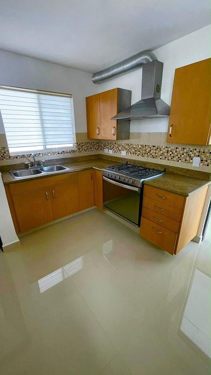 Casa em Ventanas de La Huasteca, Santa Catarina, foto 2 de 15