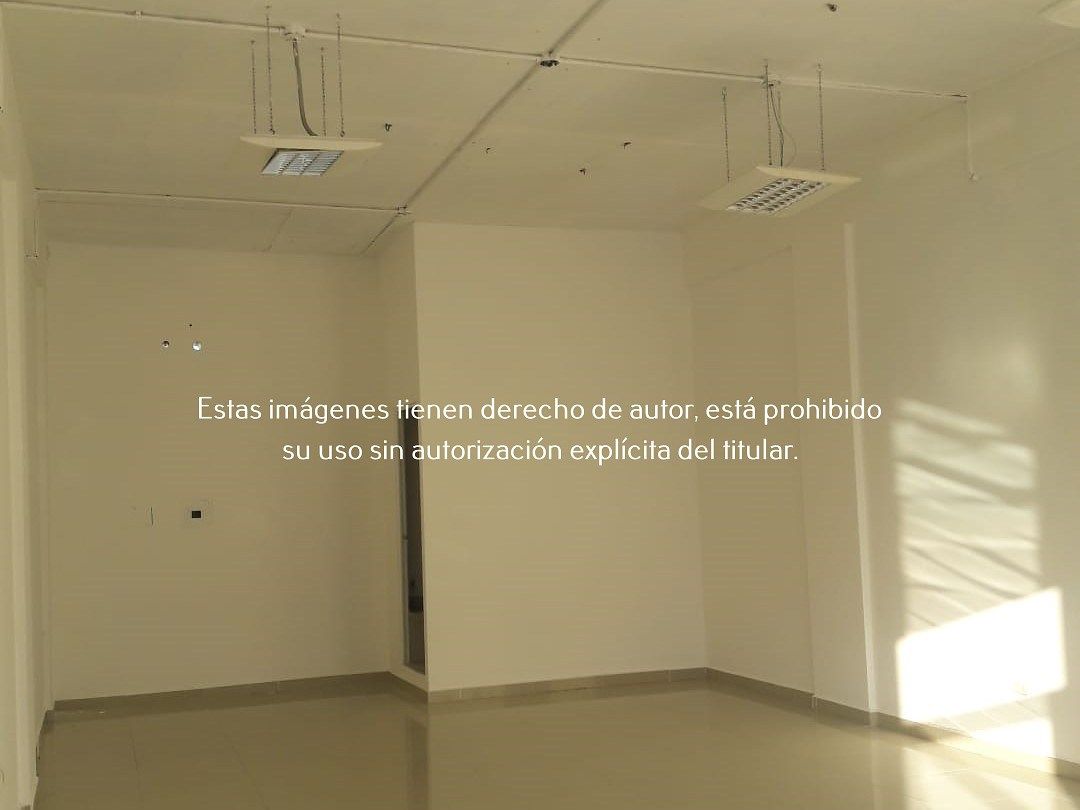 Local Comercial en Venta en Plaza Gran Vía, Puerta de Hierro, foto 2 de 9