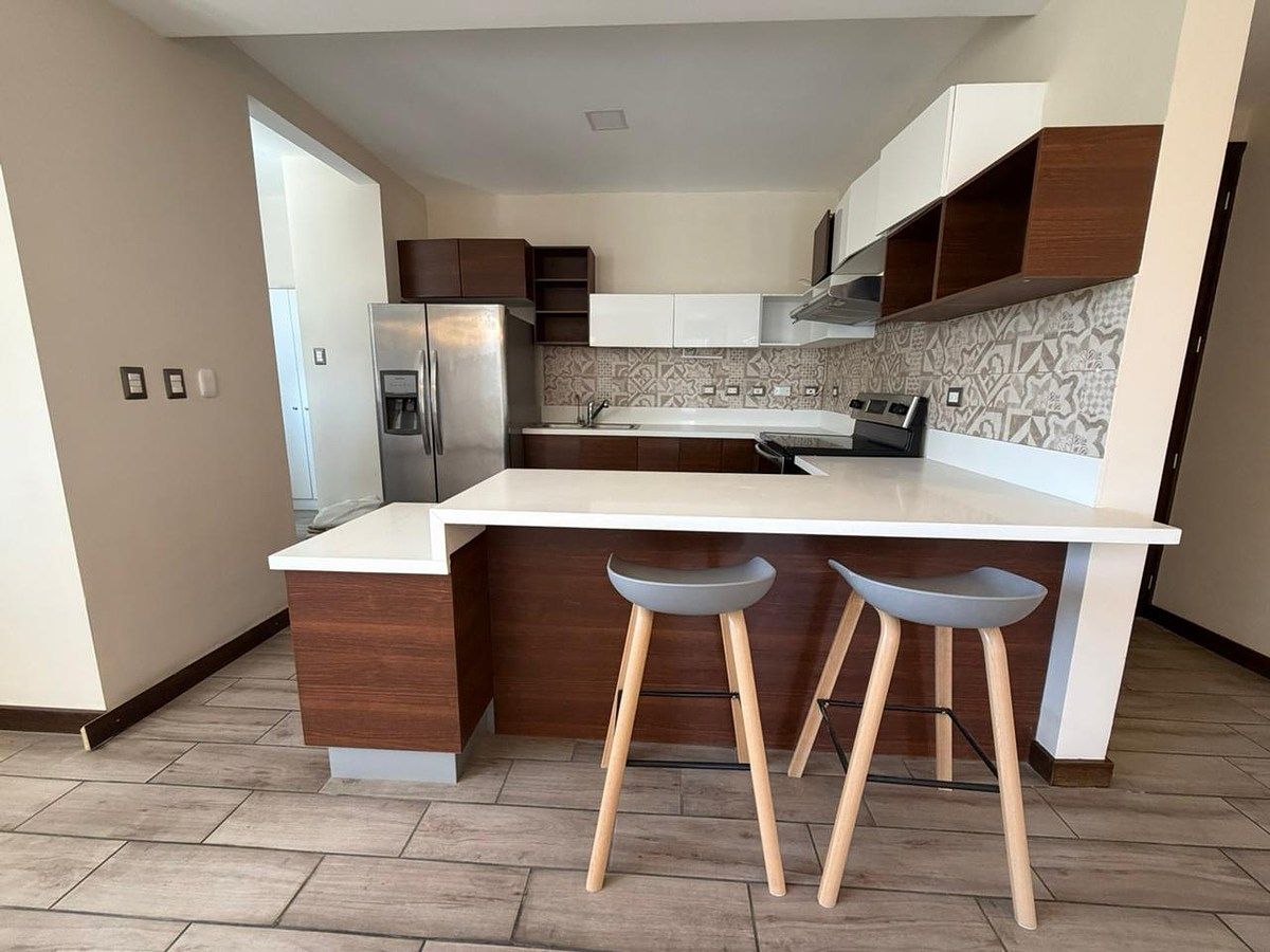 Apartamento en Zona 16, Guatemala, foto 4 de 14