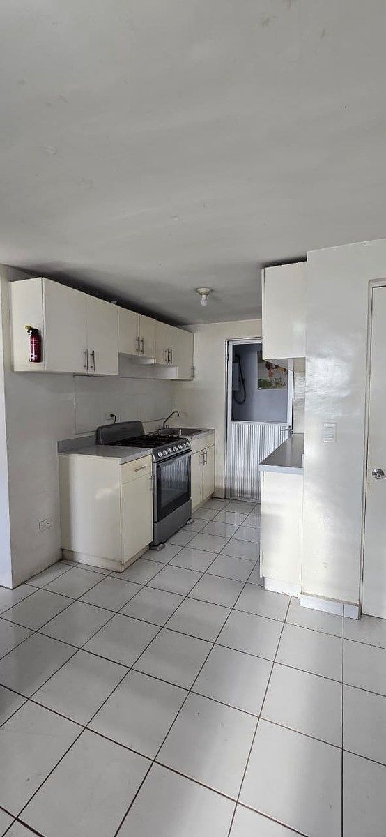 Apartment for Rent in Panamericano neighborhood, 2nd floor, photo 1 of 9