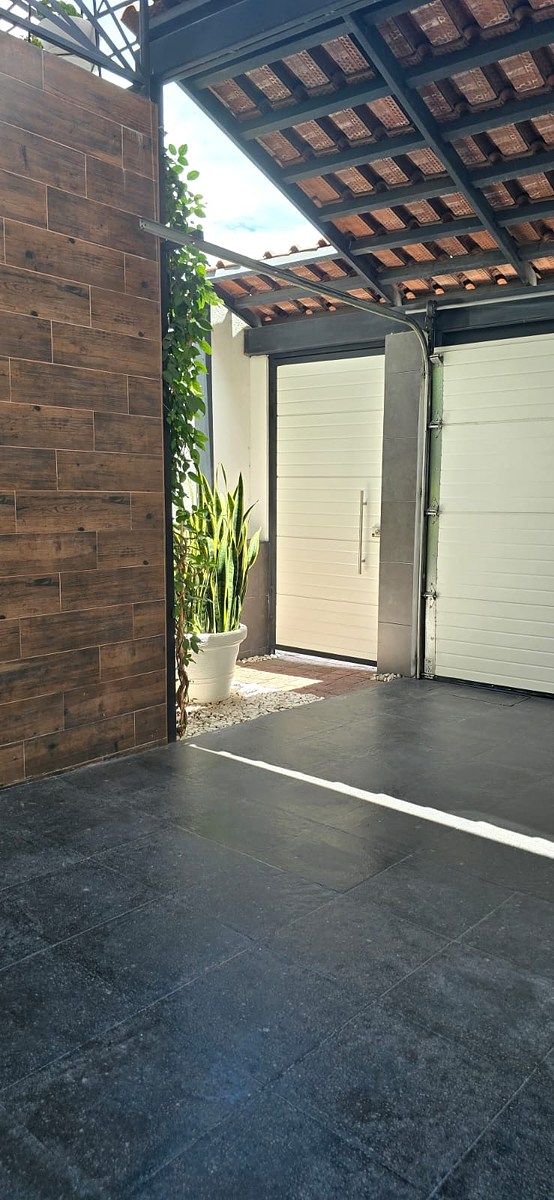 House in Gated Community in Bosques de San Juan, San Juan del Río, photo 2 of 23