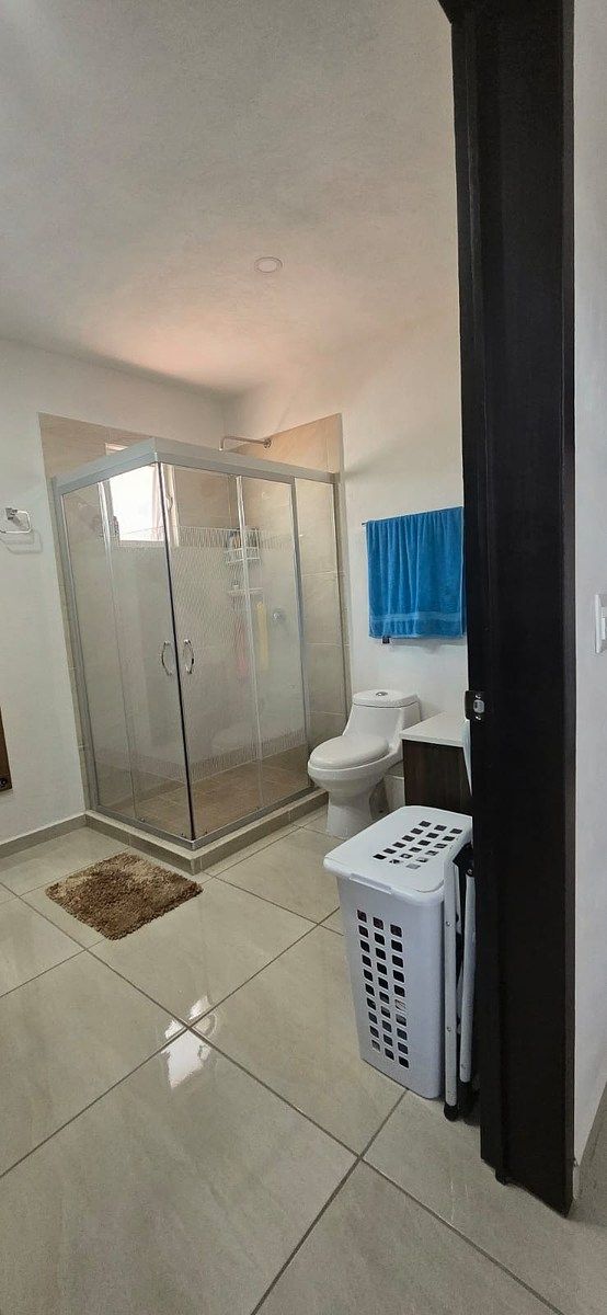 House in Gated Community in Bosques de San Juan, San Juan del Río, photo 19 of 23