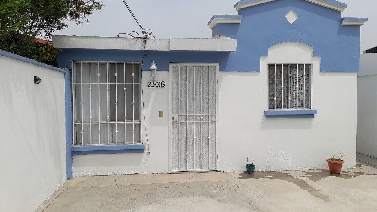 Casa em Villa Fontana I, Tijuana, foto 2 de 10