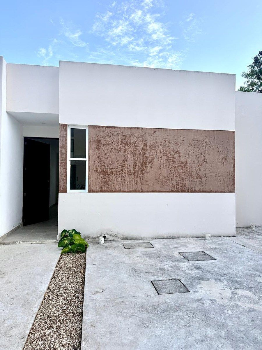 CASA DE 1 PLANTA Y USO COMERCIAL EN REAL MONTEJO, foto 1 de 9