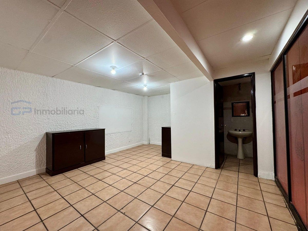 Local comercial en San Juan de Ocotan, Zapopan, foto 13 de 14