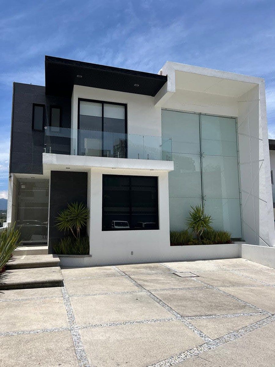 RENT NEW HOUSE IN HORIZONTE, ESMERALDA, photo 1 of 34