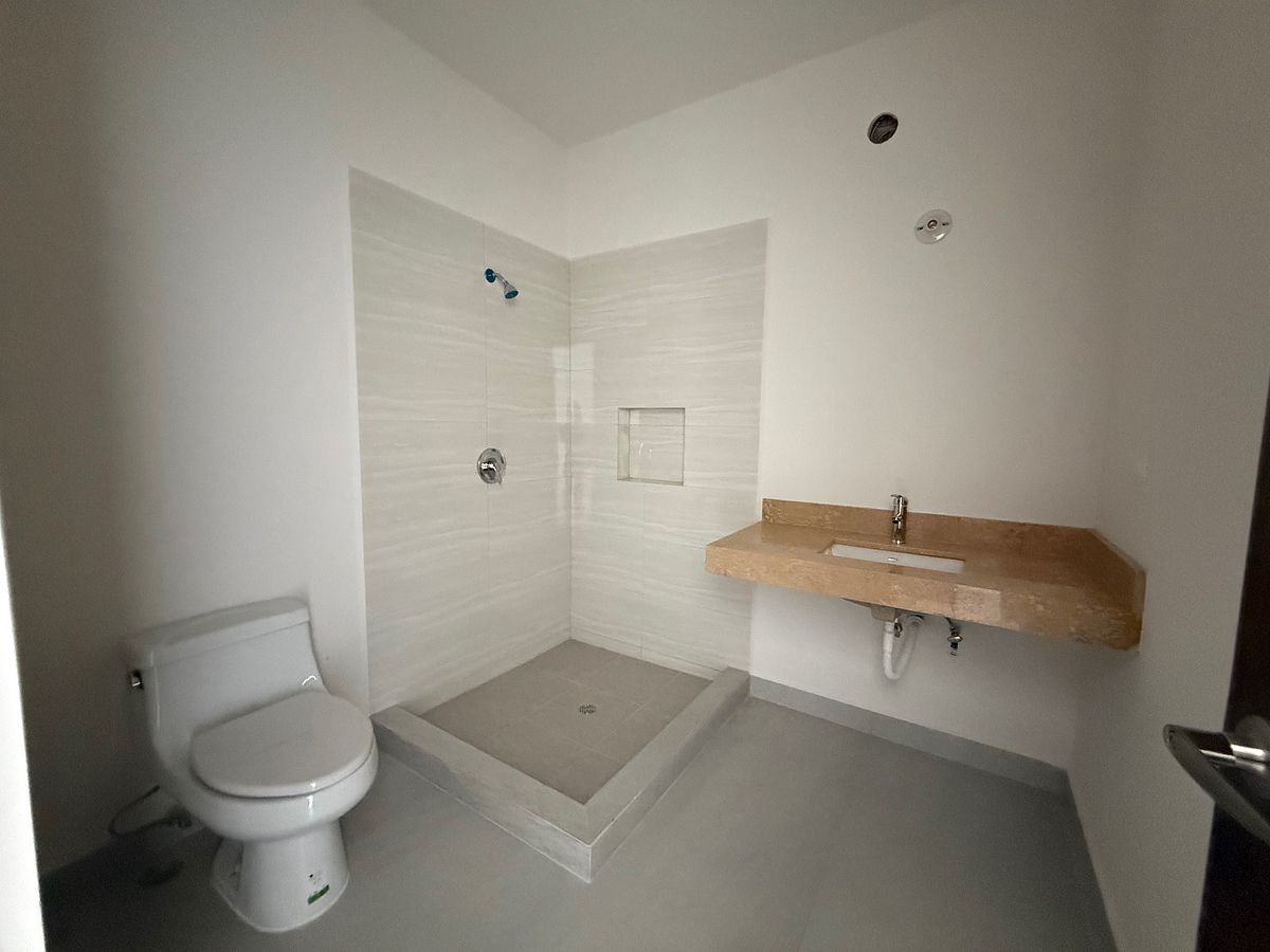 Casa en Santoral, García, foto 10 de 18
