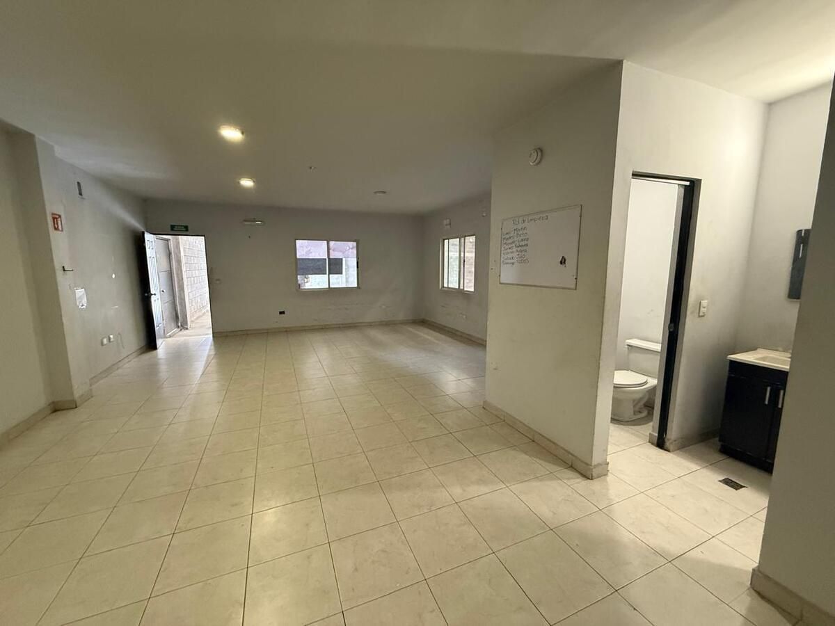Galpão comercial em Miguel Aleman, San Nicolás de los Garza, foto 8 de 12