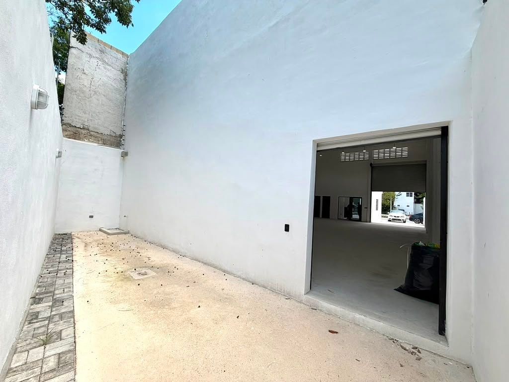 Industrial Warehouse in Supermanzana 511, Benito Juárez, photo 13 of 14