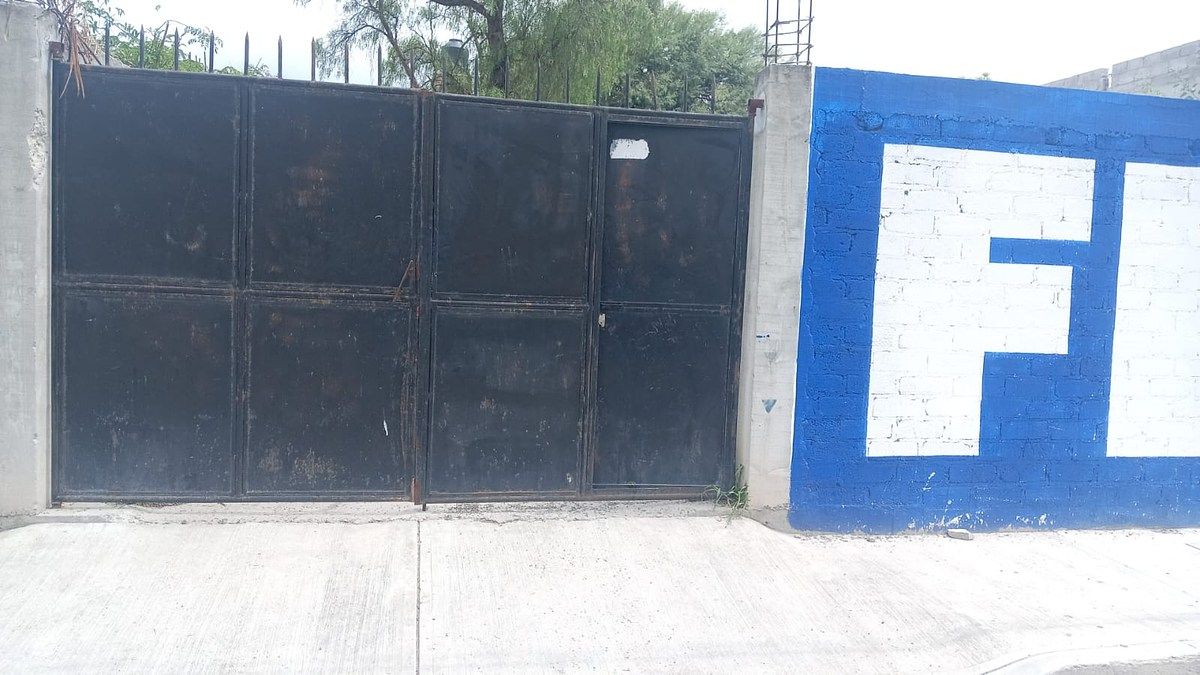 LAND IN CHICHIMEQUILLAS IN FRONT OF THE CDC, photo 1 of 3
