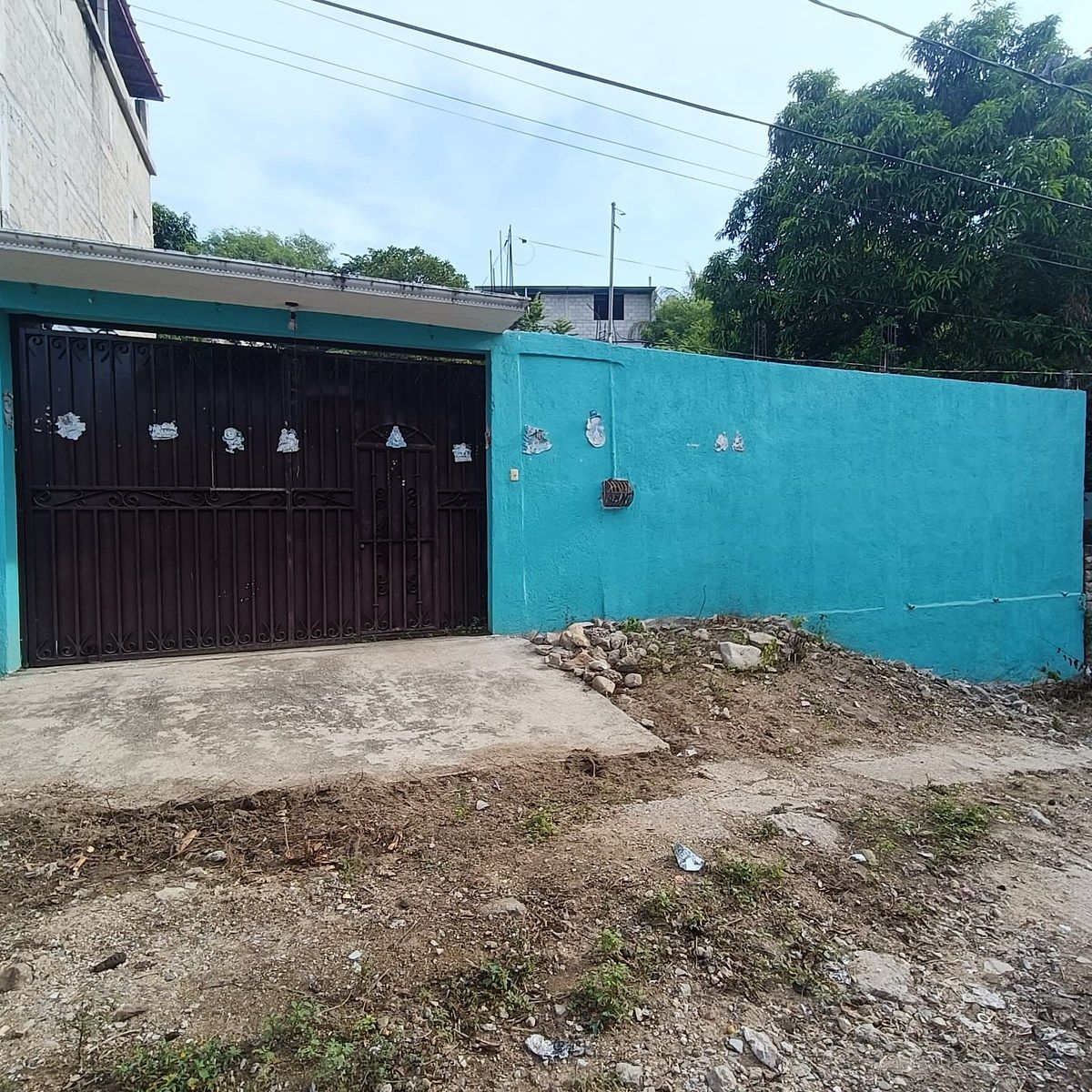 LAND FOR SALE WITH CONSTRUCTION, photo 1 of 9