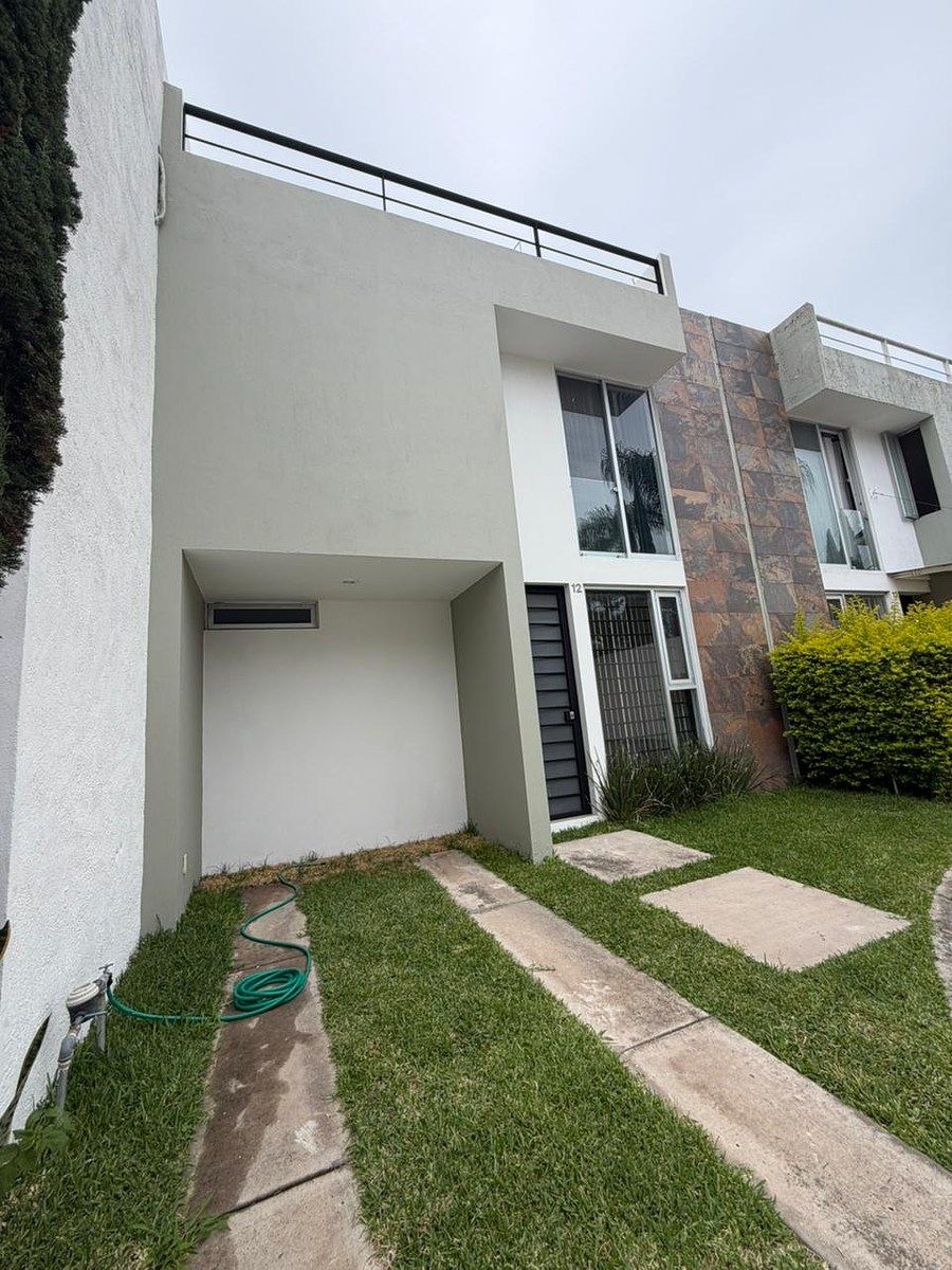 Casa en venta en Girasoles Acueducto, dentro de condominio privado - foto 2