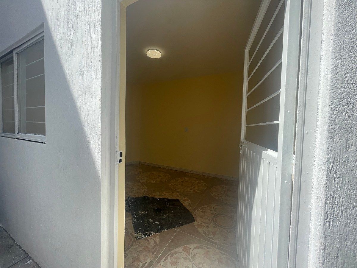 House in Huentitán El Bajo, Guadalajara, photo 11 of 15
