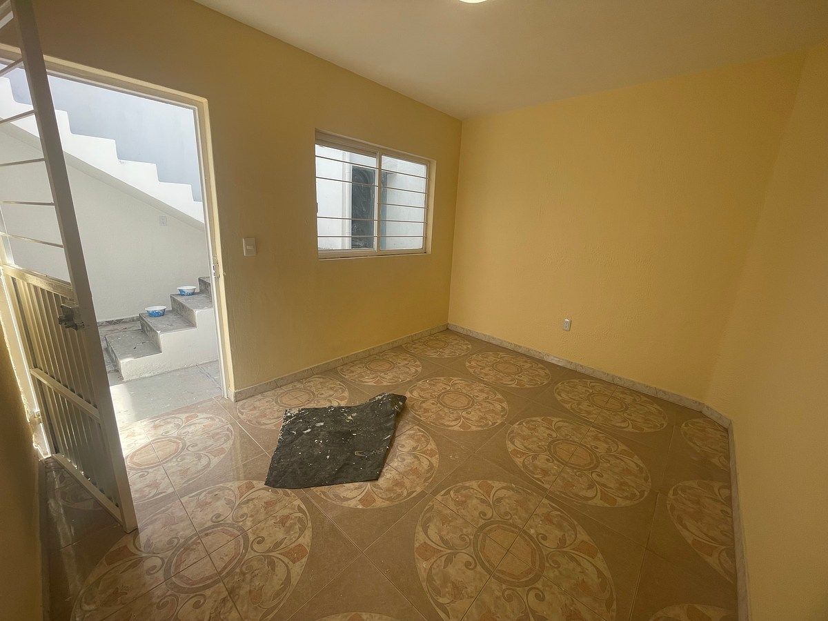 House in Huentitán El Bajo, Guadalajara, photo 13 of 15