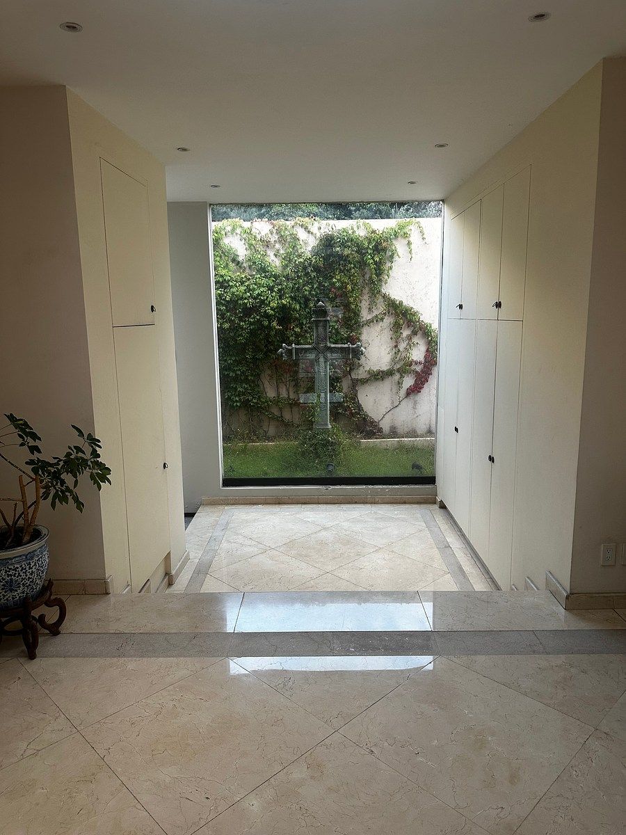 House in Bosque de las Lomas, Miguel Hidalgo, photo 4 of 25