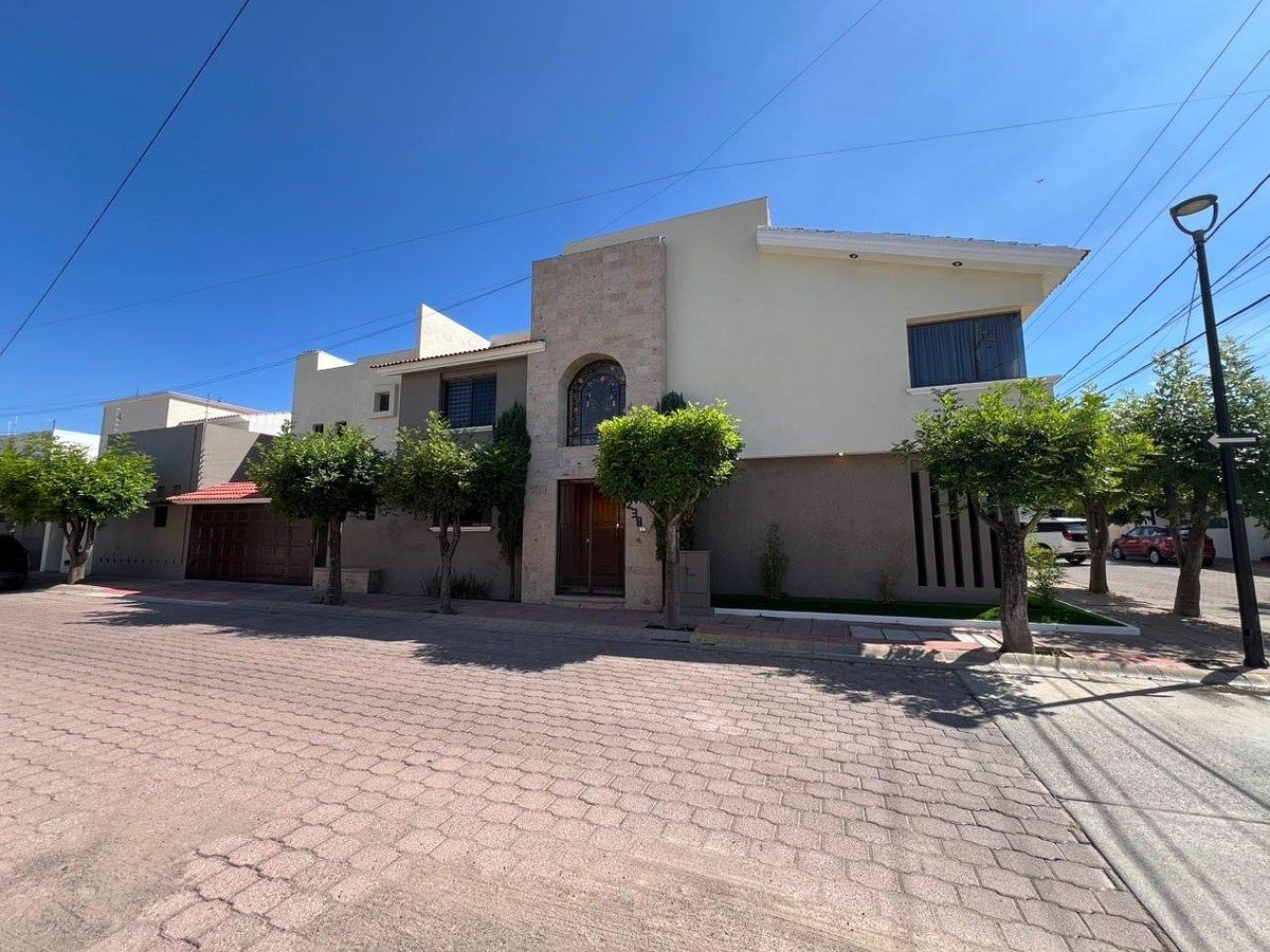 CASA À VENDA EM MISSÃO DEL CAMPANARIO — R$6.900.000  💥 5 QUARTOS, foto 1 de 13