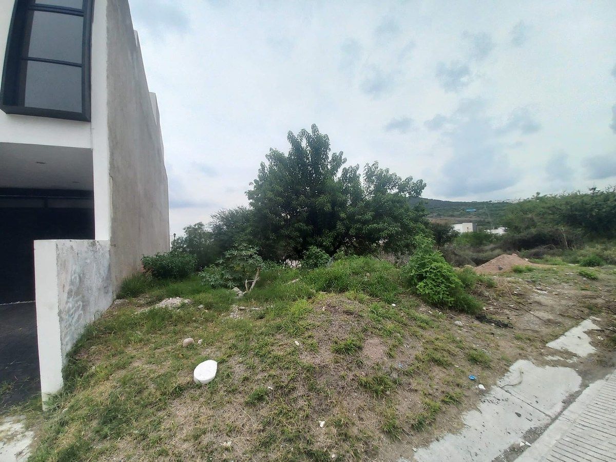 Lot in Real de Juriquilla, Querétaro, photo 2 of 13