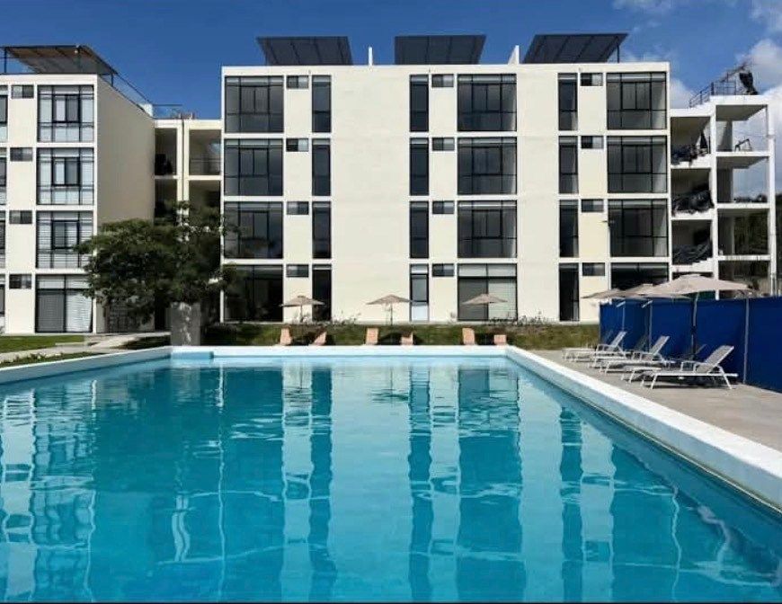 🌊 APARTAMENTO À VENDA | VISTAS ESPECTACULARES DO LAGO, foto 1 de 10