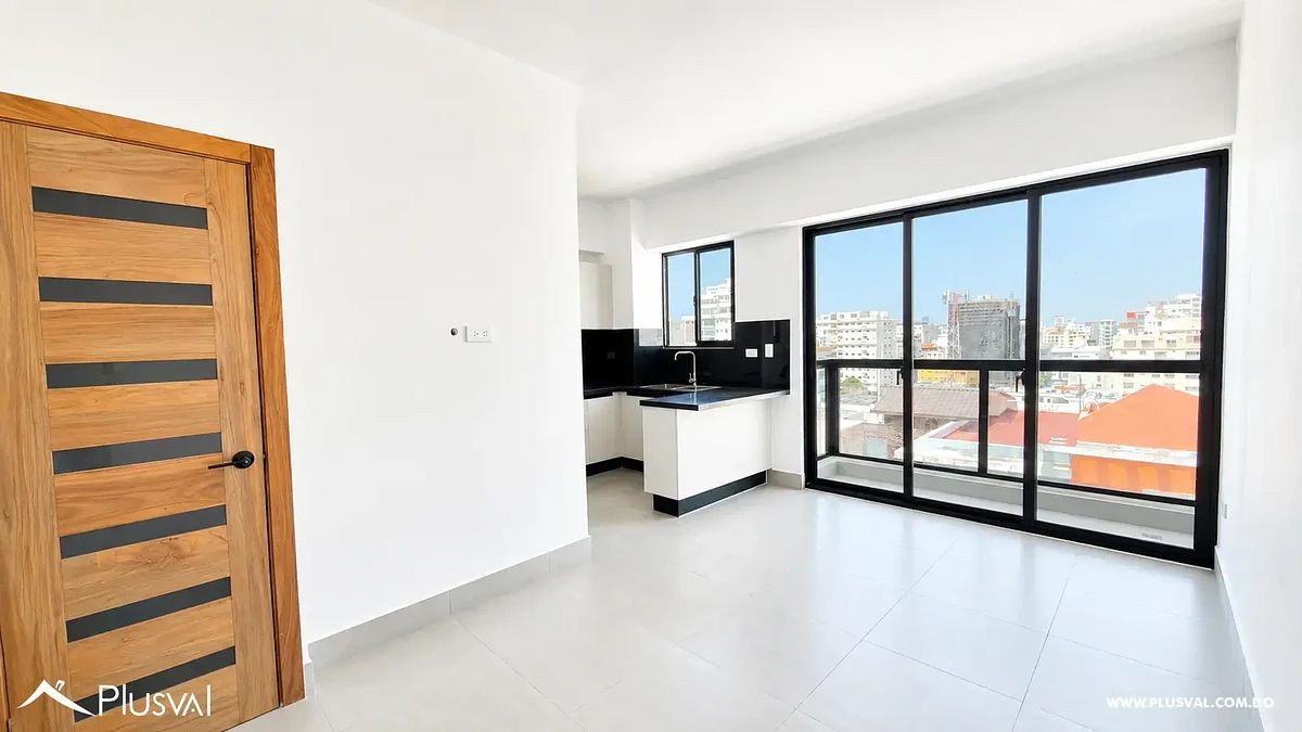 Apartamento en alquiler en Evaristo Morales de 2 habitaciones , 2.5 baños, foto 1 de 9