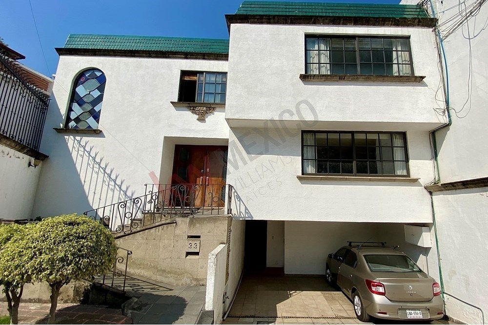 Venta de Casa con jardín privado en calle cerrada, foto 1 de 29