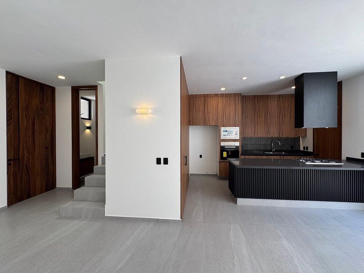 House in Capital Norte, Zapopan, photo 3 of 31