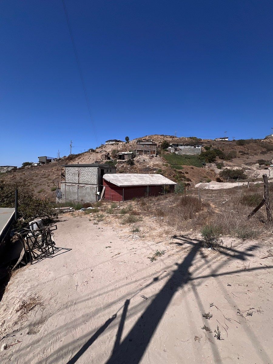 Lot in Colinas del Sol, Tijuana, photo 2 of 9