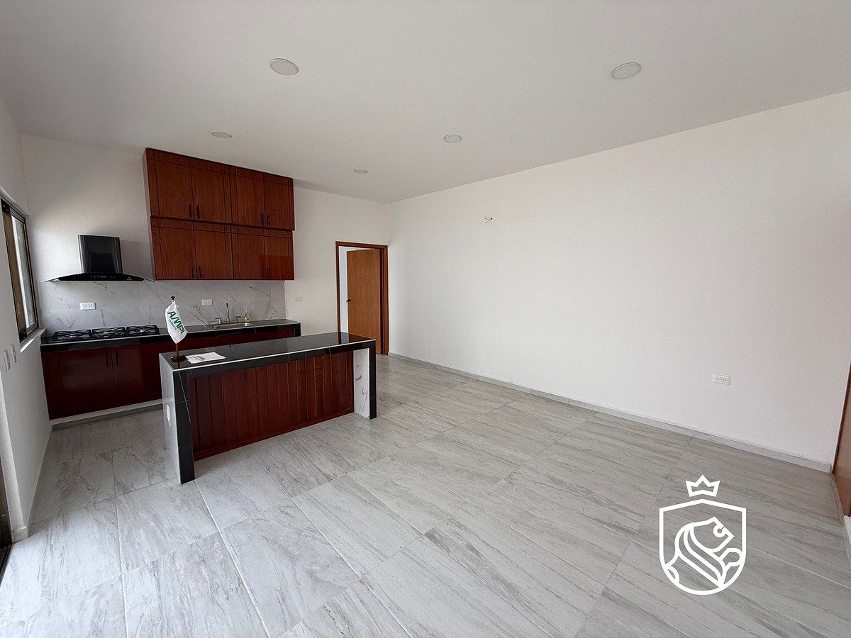 Worker's House RESTI002, photo 1 of 11