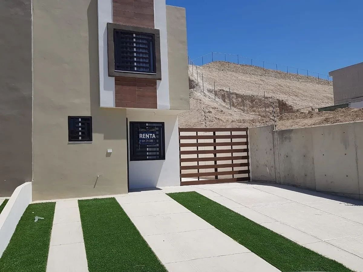 House in Gated Community in Viñas del Mar, Tijuana, photo 2 of 17