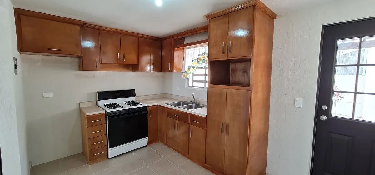 House in Gated Community in Viñas del Mar, Tijuana, photo 3 of 17