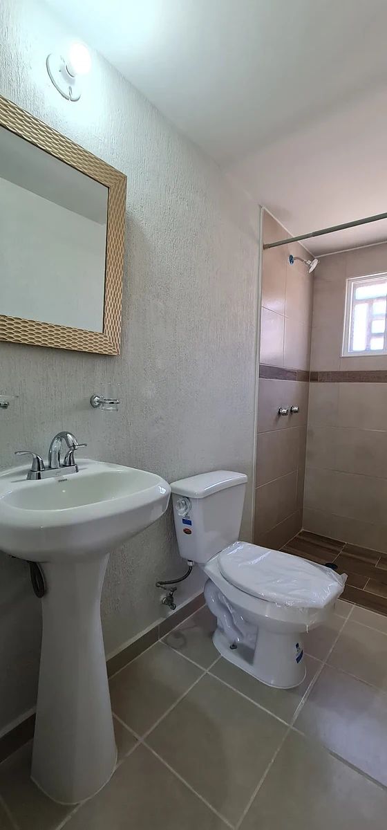 House in Gated Community in Viñas del Mar, Tijuana, photo 14 of 17