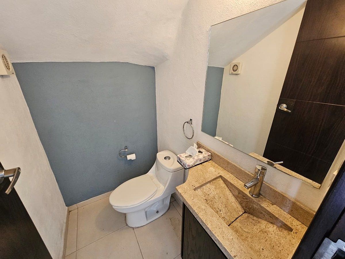 House in Gated Community in La Vista Residencial, Querétaro, photo 5 of 29