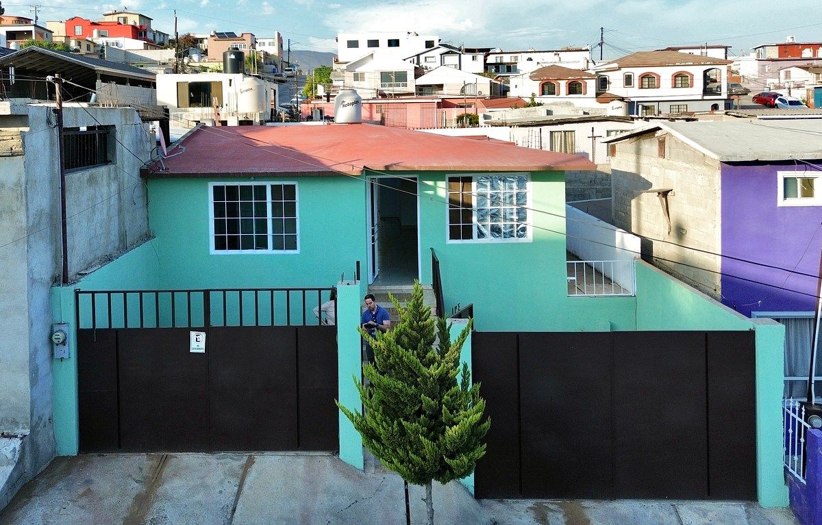 Fachada principal, foto 1 de 31