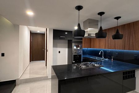 NEW HOUSE FOR SALE IN SENDEROS DE MONTEVERDE