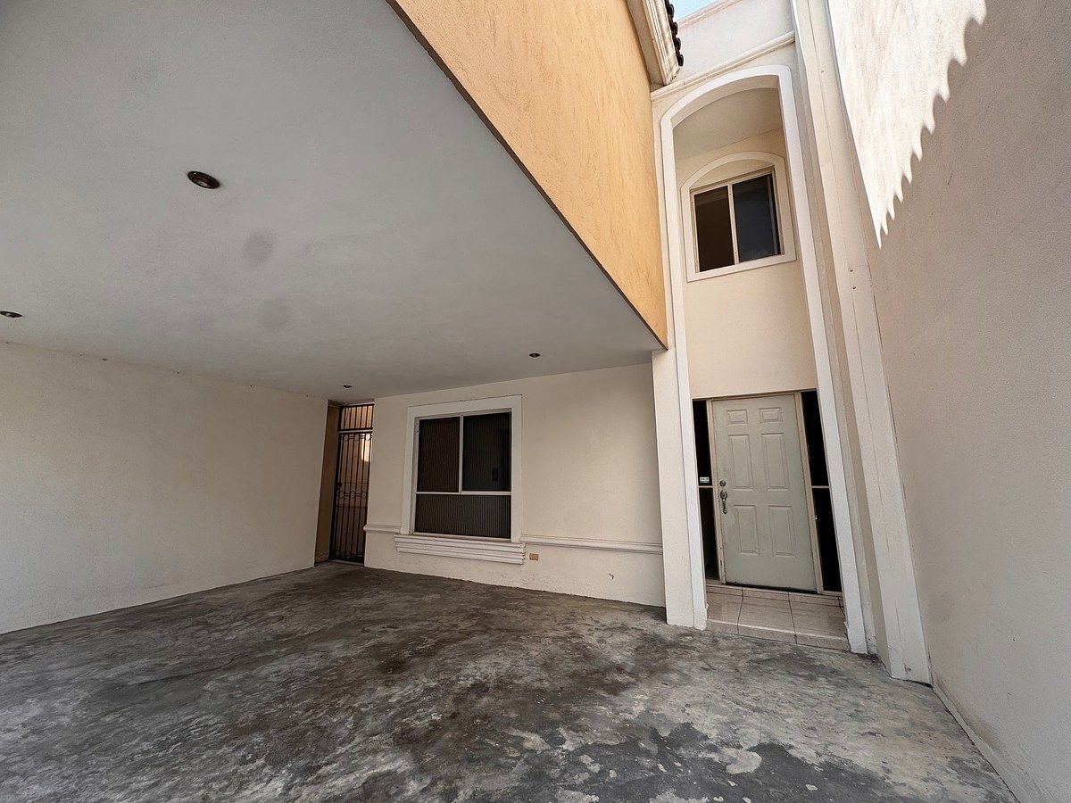 Casa en condominio en Valle de La Sierra, Santa Catarina, foto 2 de 19