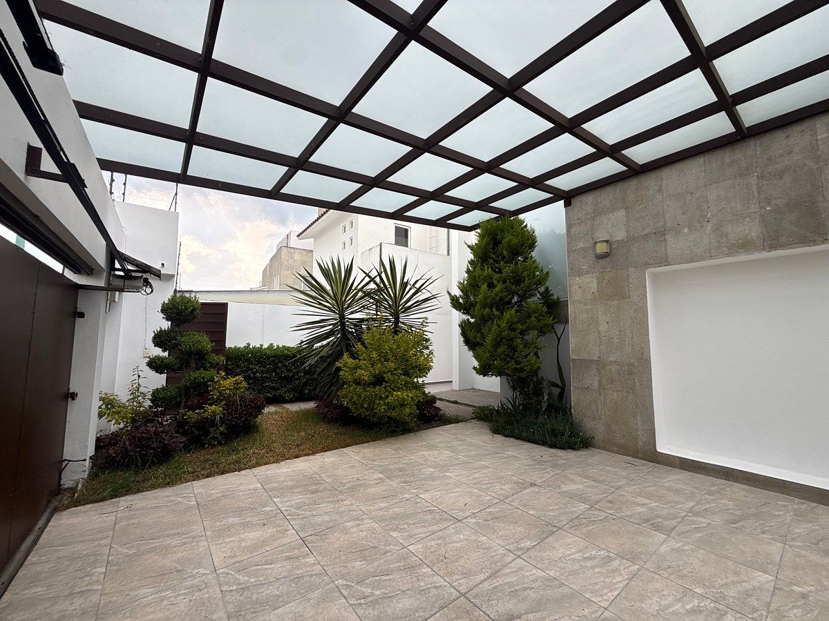 Casa en Fortanet, Metepec, foto 2 de 33