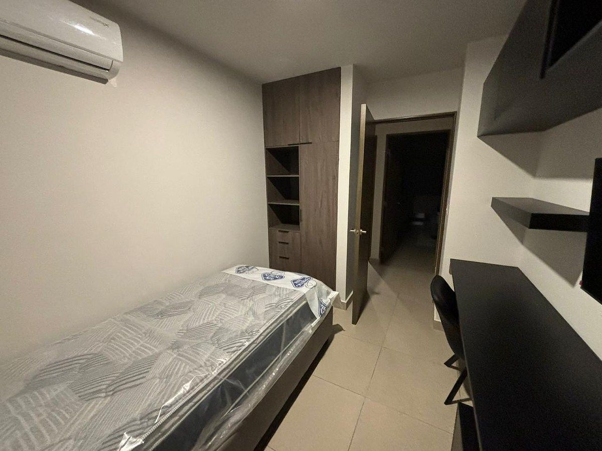 Apartment in Monterrey Centro, Monterrey, photo 12 of 14