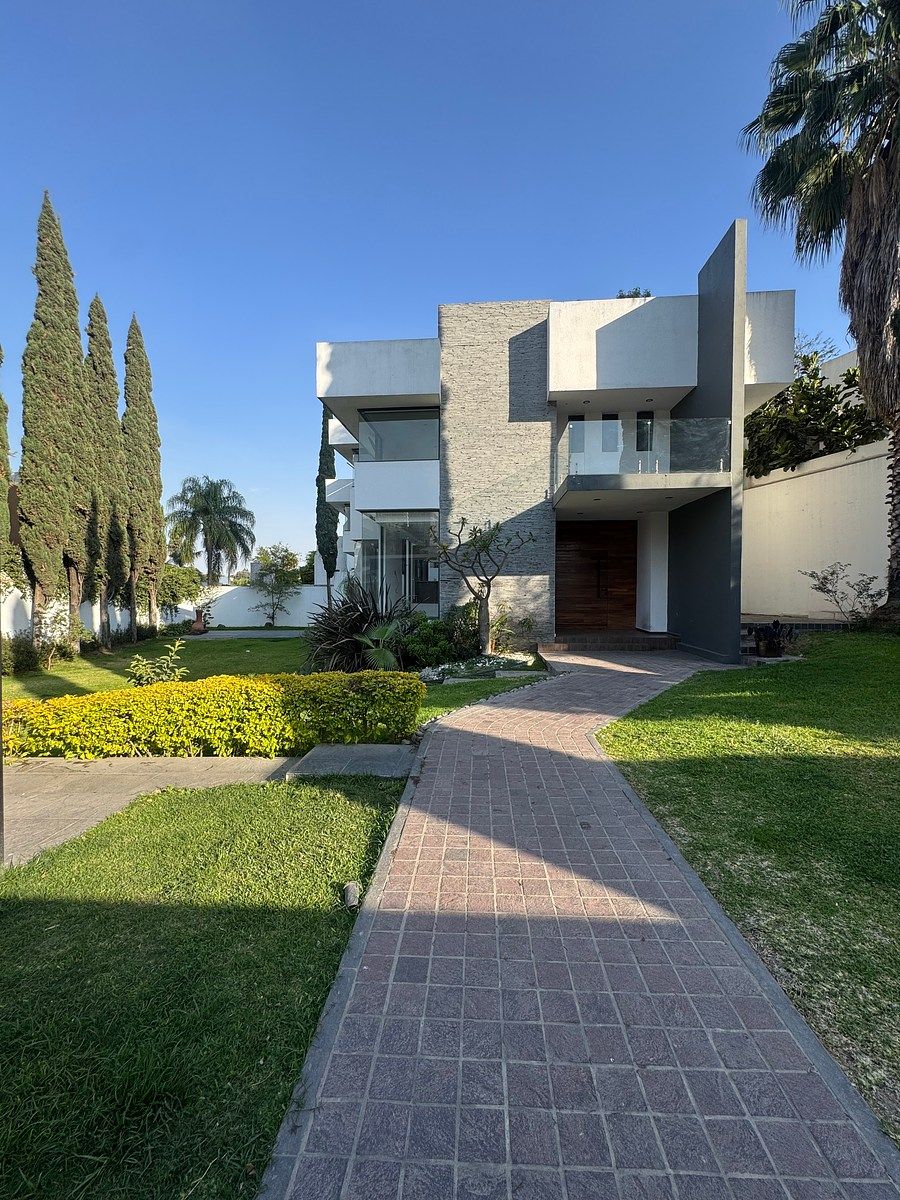 HOUSE FOR RENT IN SANTA ISABEL ZAPOPAN, photo 1 of 29