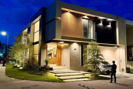 HOUSE FOR SALE IN TOSCANA ZAPOPAN