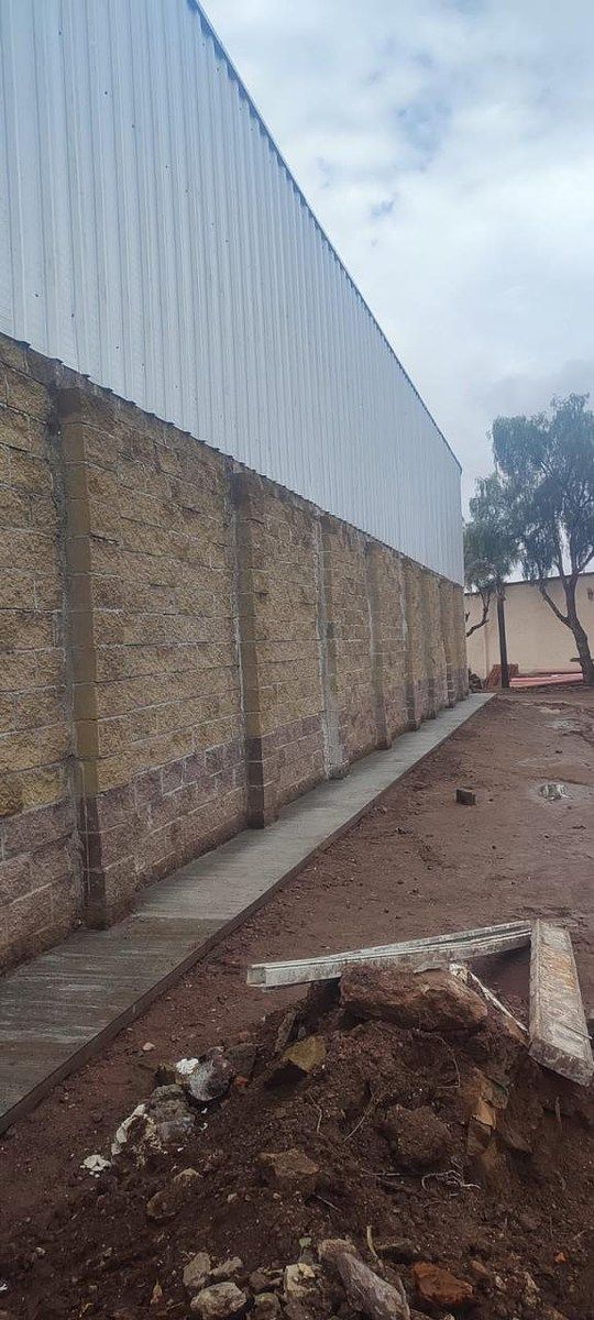 Galpão comercial em La Casita, San Francisco de los Romo, foto 5 de 7
