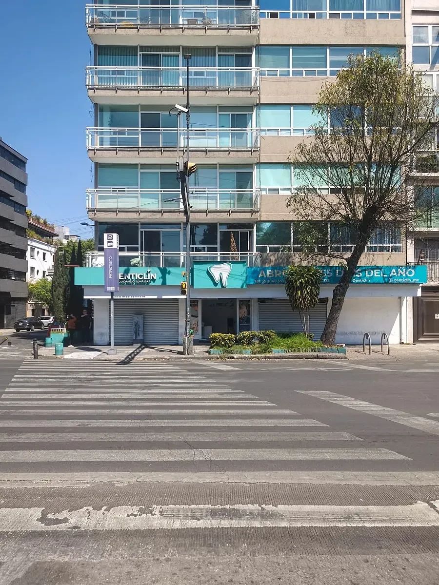Local 168m2 in Condesa with wide visibility, photo 1 of 13