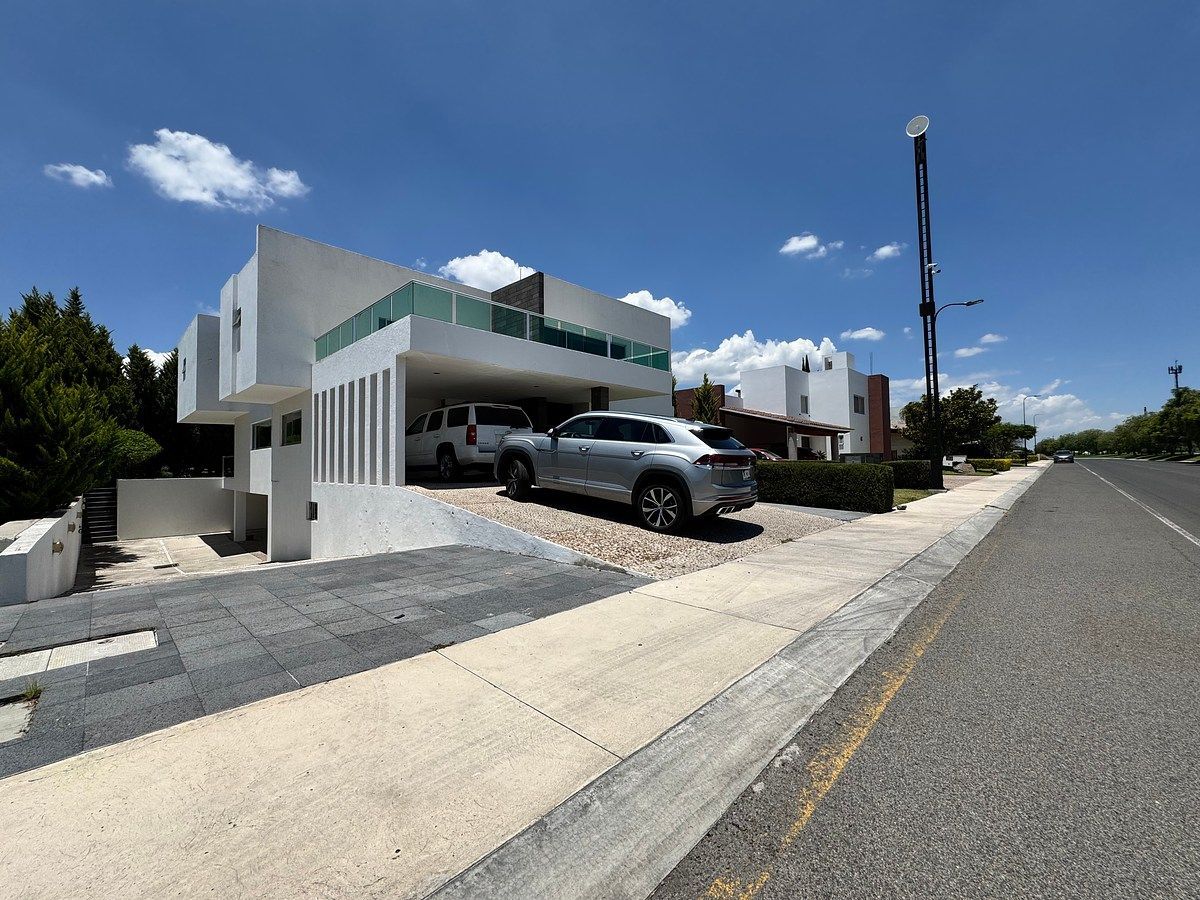 Casa en Fraccionamiento El Campanario, Querétaro, foto 3 de 28