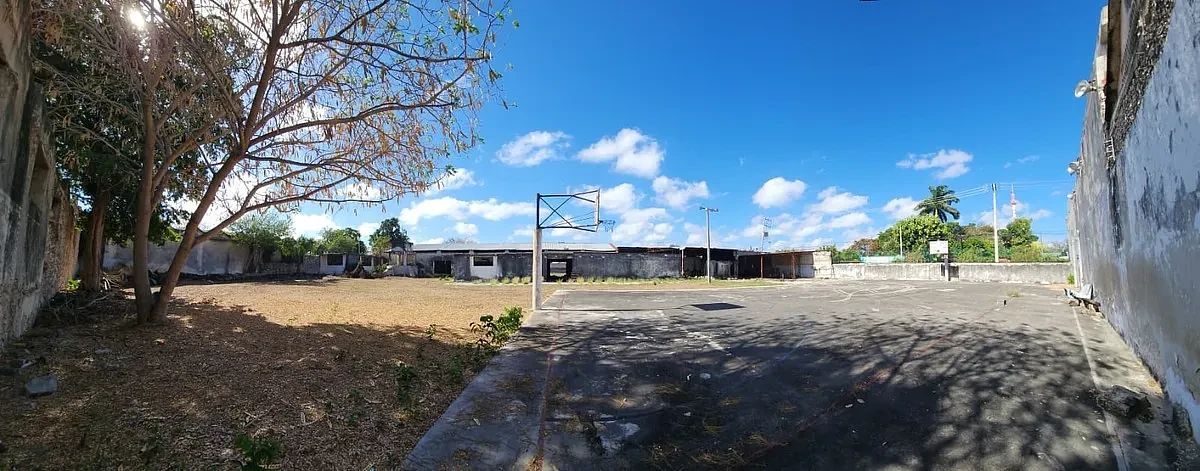 GREAT LAND WITH CONSTRUCTION IN THE CENTER OF MÉRIDA, photo 1 of 19