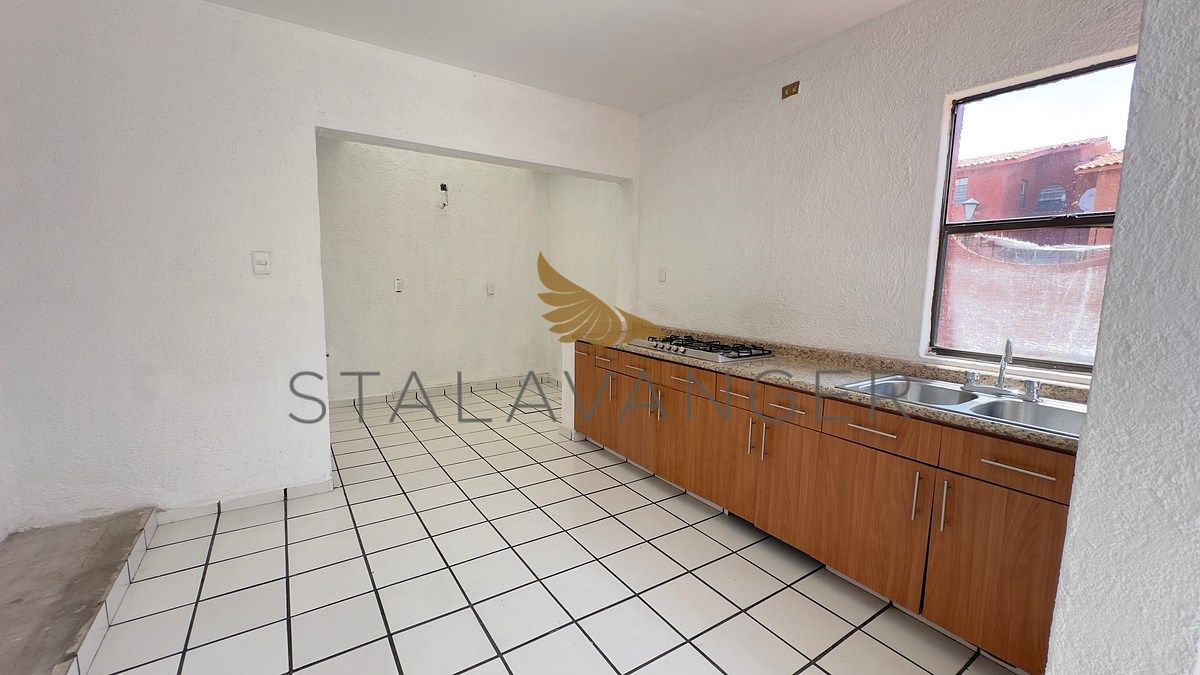 House in Gated Community in La Alhambra, Querétaro, photo 5 of 15